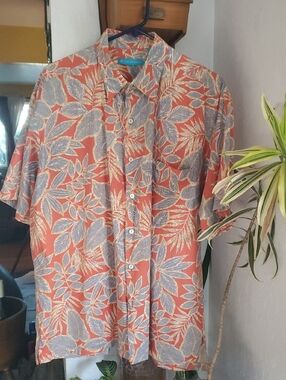 Tori Richard Coral Short-Sleeve Leaf-Print Button-Down Shirt